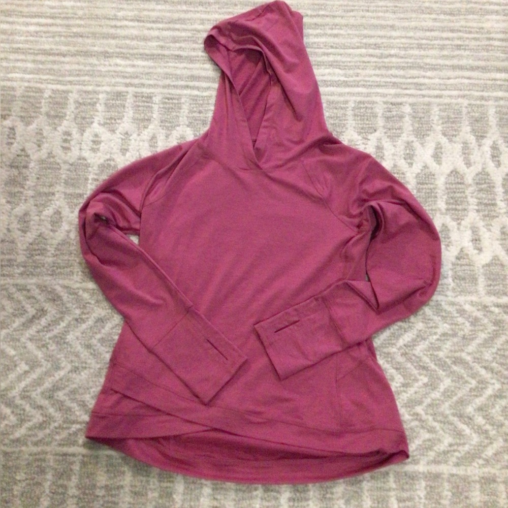 Apana long sleeve with hood.